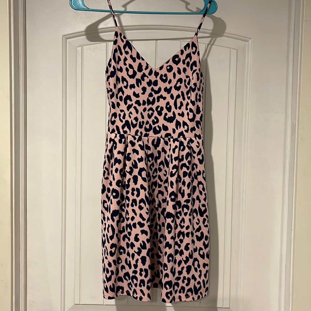 Cute leopard print dress